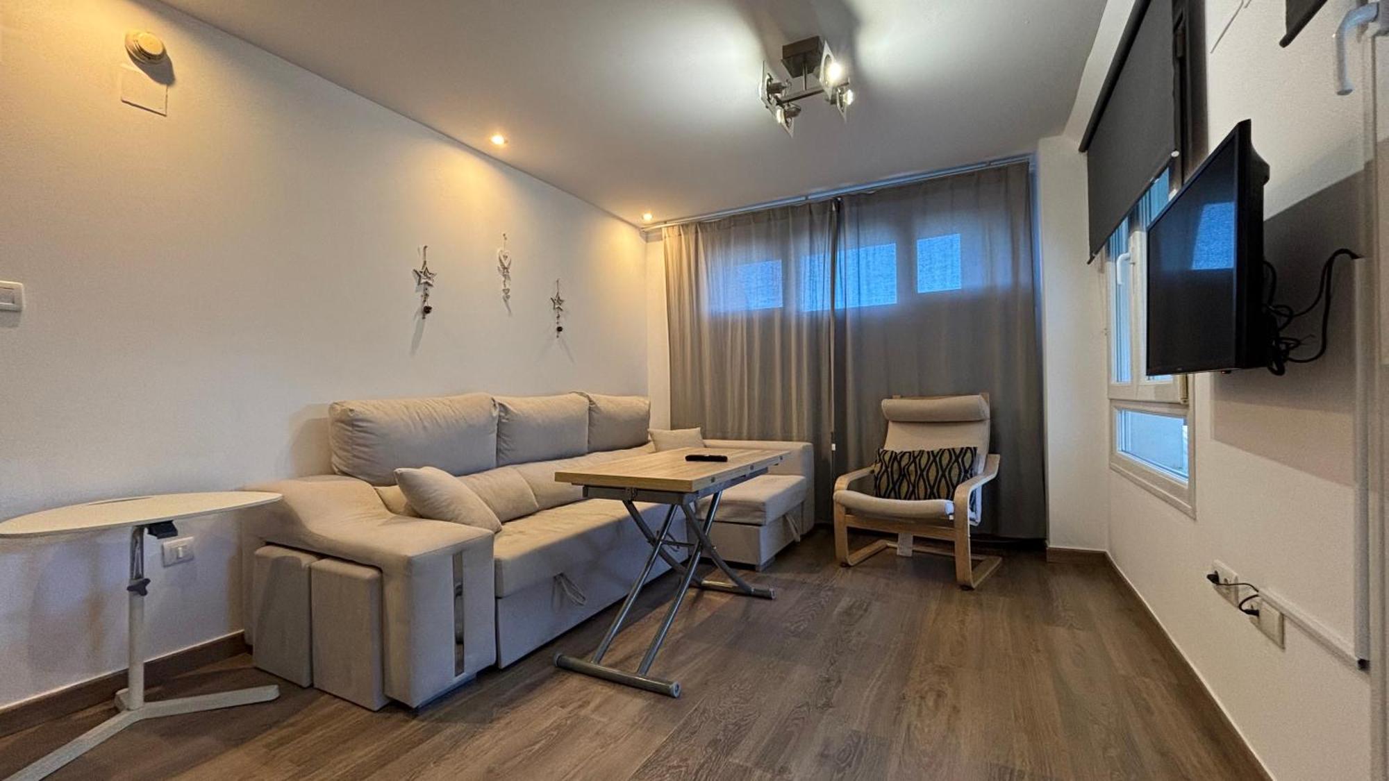 House 2 Wifi Y Parking Apartment *