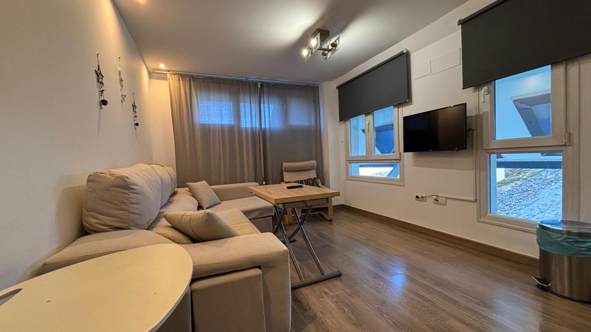 Apartment House 2 Wifi Y Parking *